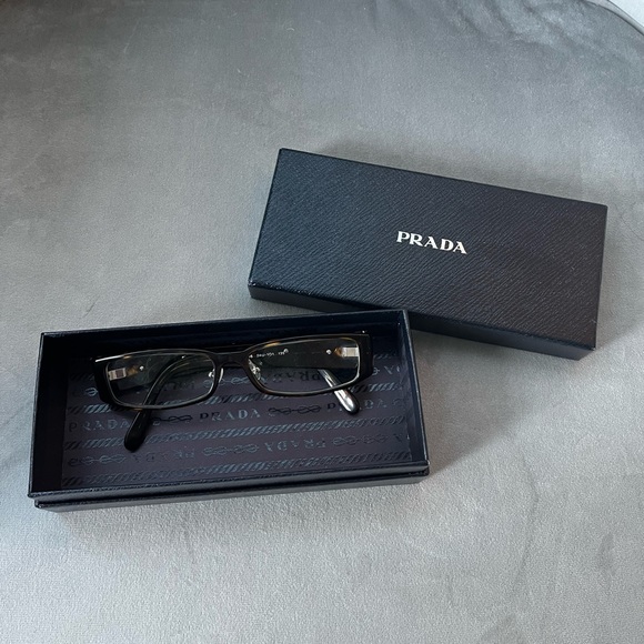 ❗️SOLD❗️Prada women’s eyeglass frames with prescription lenses - Picture 9 of 10